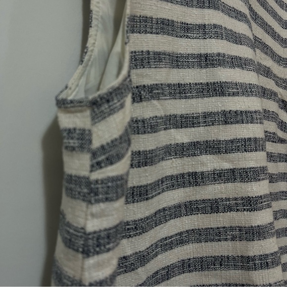 BANANA REPUBLIC - Sleeveless Lined Top - Blue & White Stripe - Tweed - Women’s S - Picture 10 of 10